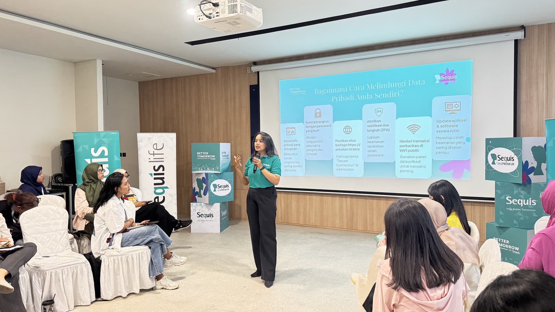 Sequis Life Bekali Perempuan Wirausaha Menghadapi Era Digital  melalui SHEPRENEUR Learning Series